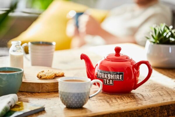 Www-Teas-Co-Uk-Yorkshire-Tea-Decaf-English-Breakfast-80-Tea-Bags-250G-615357118775-Lifestyle Yorkshire Tea Decaf English Breakfast, 80 Tea Bags 250G