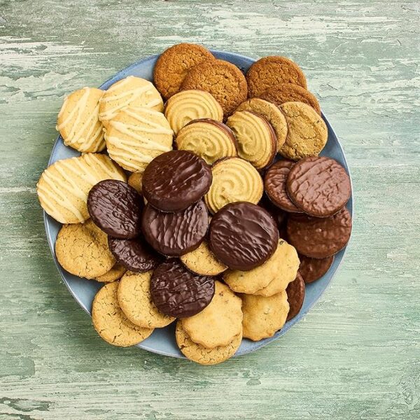 Border Dark Chocolate Ginger Organic Biscuits, 150g, biscuits displayed on plate, available at teas.co.uk