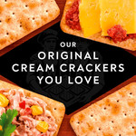 Jacob's High Fibre Cream Crackers, 200g, pack shot 2, available at teas.co.uk
