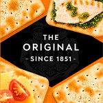 Jacob's Original Cream Crackers, 300g, pack shot 2, available at teas.co.uk