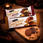 McVitie's Signature Dark Chocolate Rounds Biscuits, 109g, pack shot 4, available at teas.co.uk